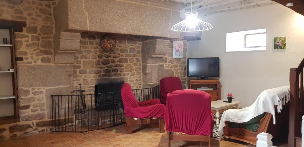 La Campagne Bretonne Parigné Exterior foto